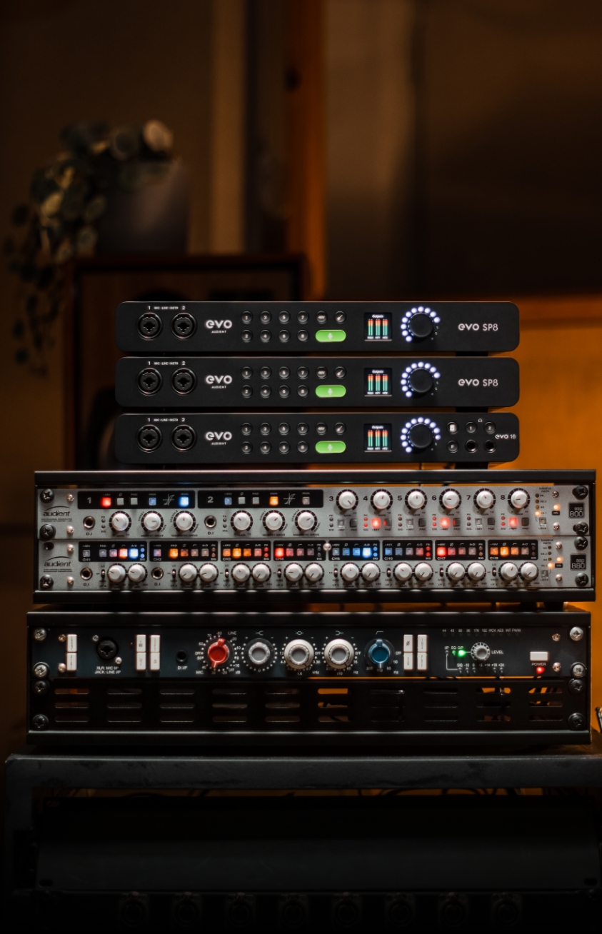 一度に24チャンネルの調整可能なSmartgain